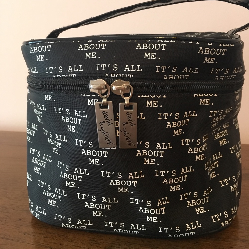 Cosmetic bag